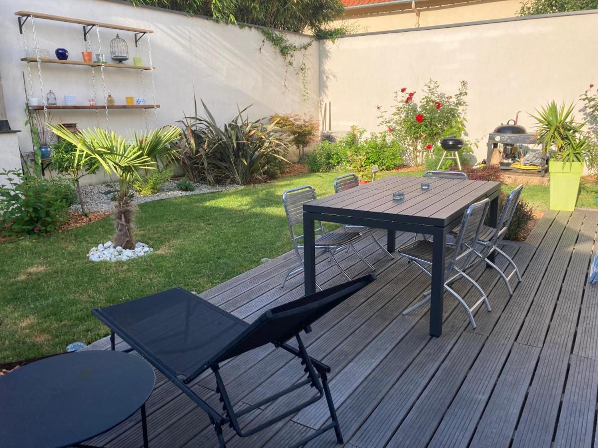 Villa Du Jardin Des Plantes 56 Rue Premartine لو مان المظهر الخارجي الصورة