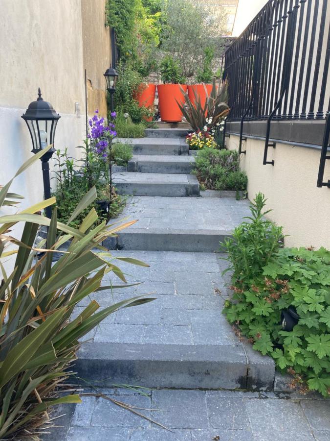 Villa Du Jardin Des Plantes 56 Rue Premartine لو مان المظهر الخارجي الصورة